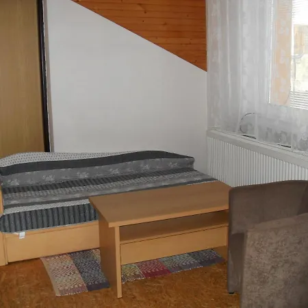 Privat No. 3 Cervenova *