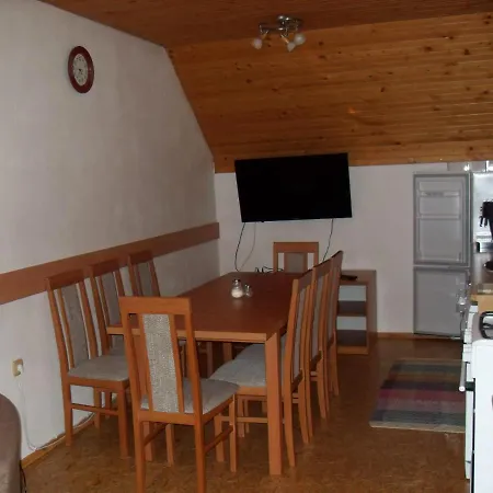Apartment Privat No. 3 Cervenova